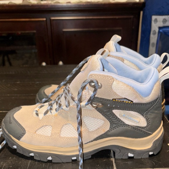 Columbia Womens Packus Ridge Omni-tech Waterproof Hiking Boots Size 8 - Picture 2 of 5